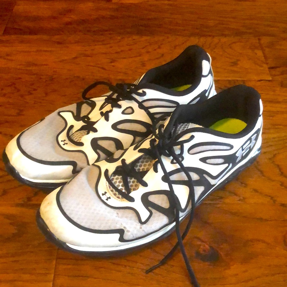Under Armour Spine Men’s Tennis Shoes